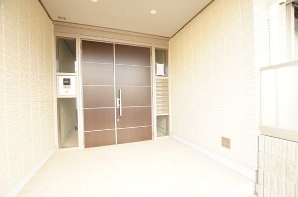 尼崎市立花町３丁目のマンション
