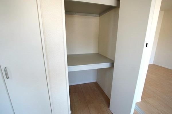 尼崎市立花町３丁目のマンション