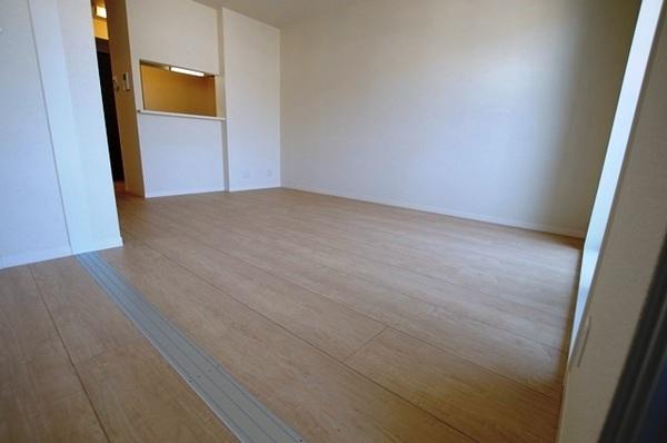 尼崎市立花町３丁目のマンション