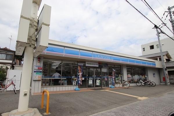 尼崎市久々知2丁目のアパート(ローソン尼崎久々知一丁目店)