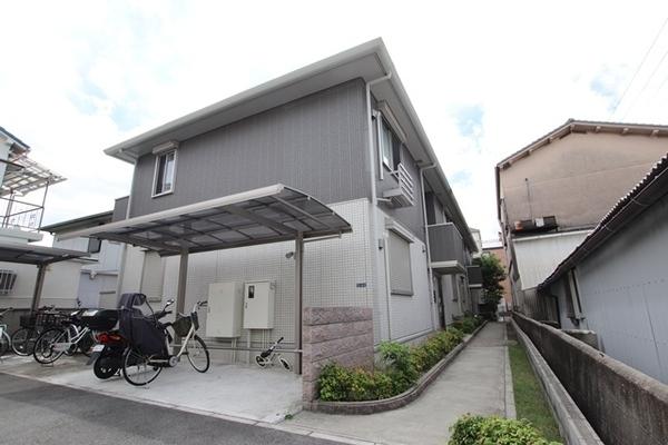 尼崎市椎堂１丁目のハイツ