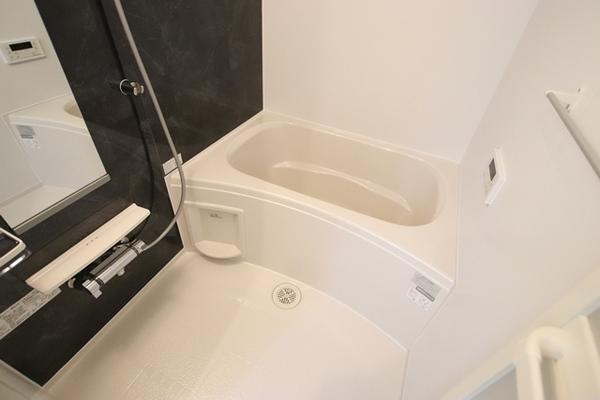 尼崎市上坂部３丁目のアパート