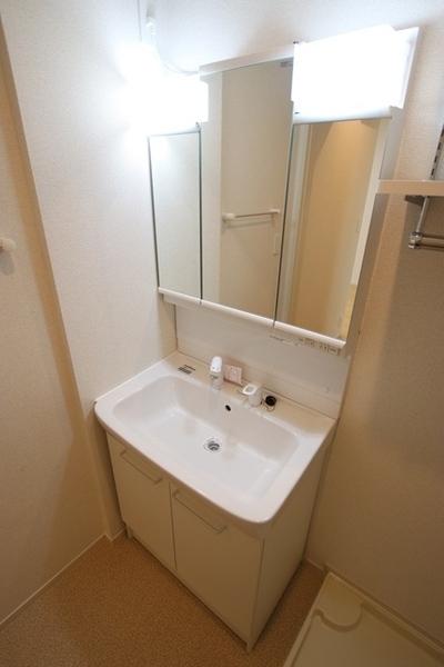 尼崎市上坂部３丁目のアパート