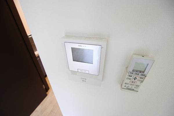 尼崎市大庄西町４丁目のハイツ