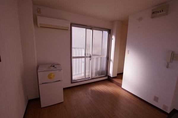 尼崎市大物町１丁目のマンション