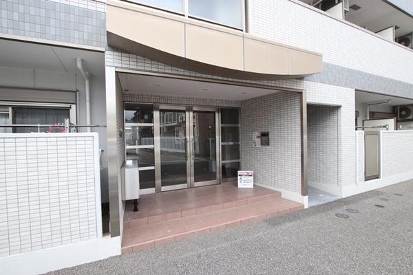 尼崎市東難波町３丁目のマンション