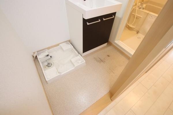 尼崎市東難波町３丁目のマンション