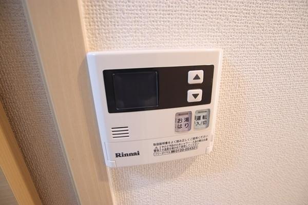 尼崎市東難波町３丁目のマンション