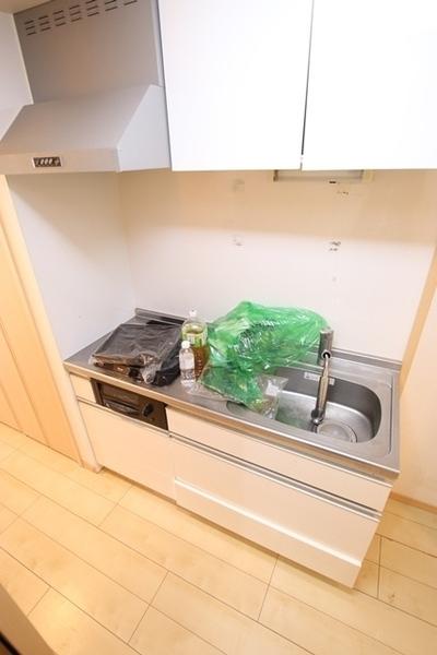 尼崎市東難波町３丁目のマンション