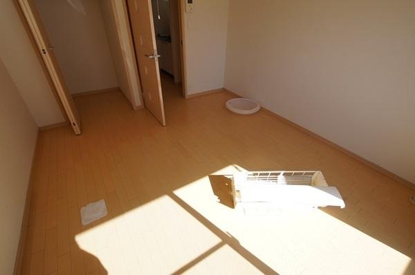 尼崎市杭瀬北新町２丁目のマンション