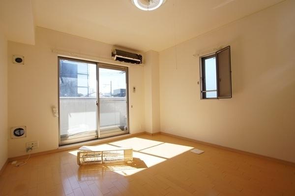 尼崎市杭瀬北新町２丁目のマンション