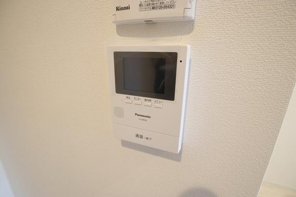 尼崎市東園田町５丁目のアパート