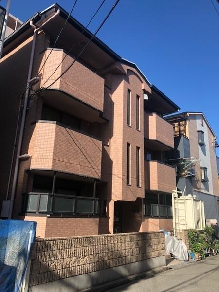 尼崎市東園田町８丁目のアパート