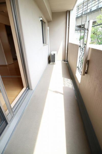 尼崎市小中島２丁目のマンション