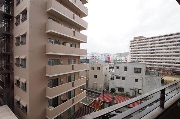 尼崎市食満１丁目のマンション