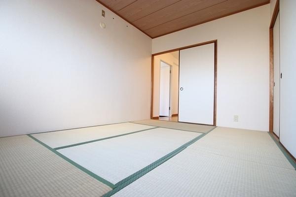 尼崎市南塚口町２丁目のマンション