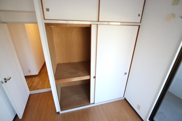 尼崎市南塚口町２丁目のマンション