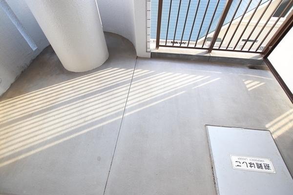 尼崎市南塚口町２丁目のマンション