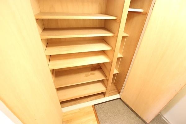 尼崎市南塚口町２丁目のマンション