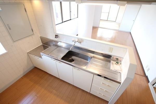 尼崎市南塚口町２丁目のマンション