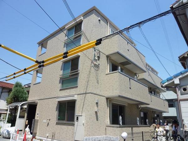 メゾントレビナ
