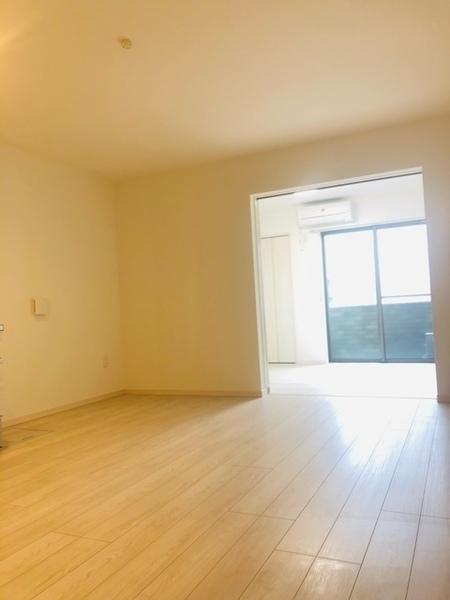 尼崎市東園田町３丁目のハイツ