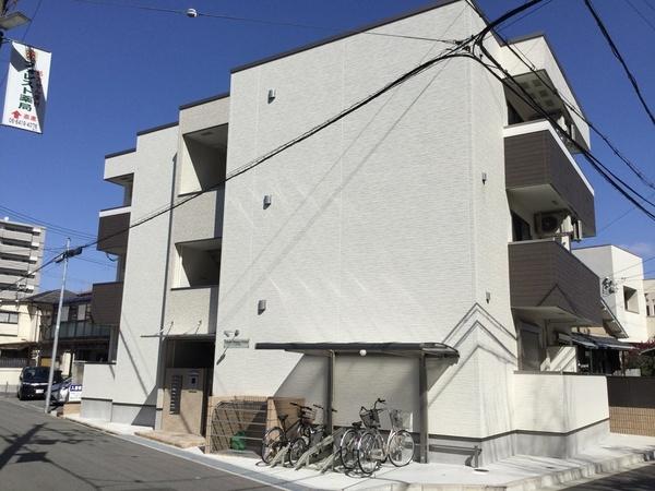 尼崎市武庫川町３丁目のハイツ