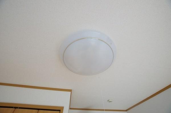 尼崎市名神町２丁目のマンション