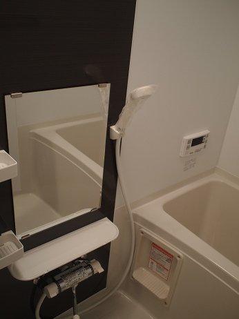 尼崎市塚口本町１丁目のアパート