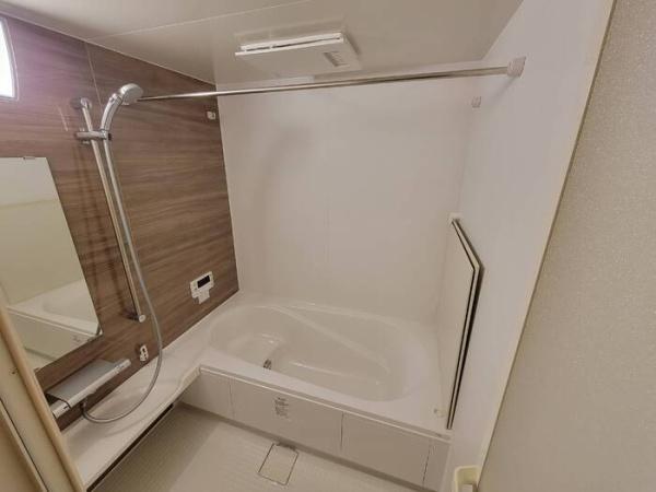 尼崎市武庫之荘７丁目のアパート