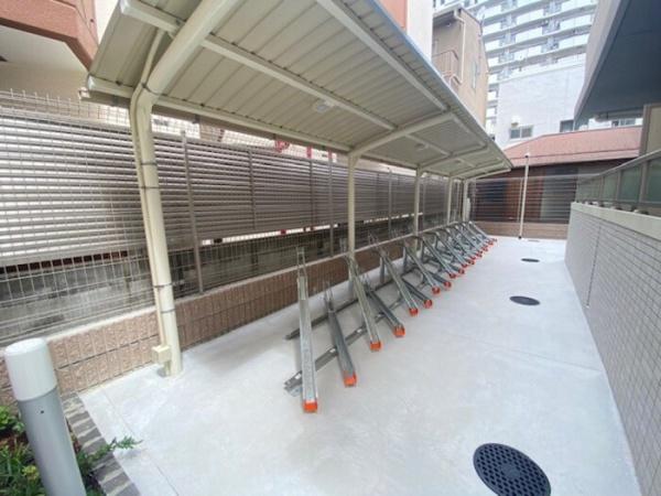 尼崎市南塚口町２丁目のマンション