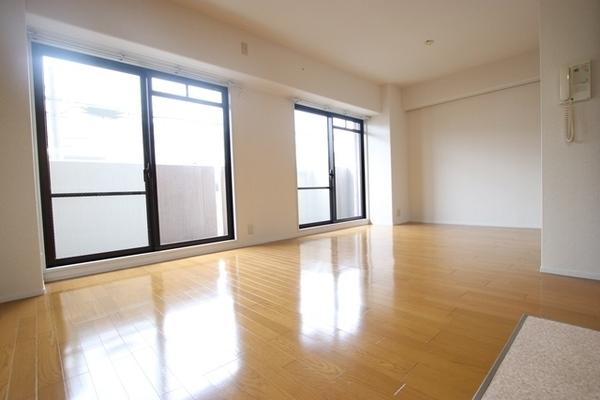 尼崎市元浜町２丁目のマンション