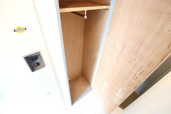 尼崎市富松町１丁目のマンション