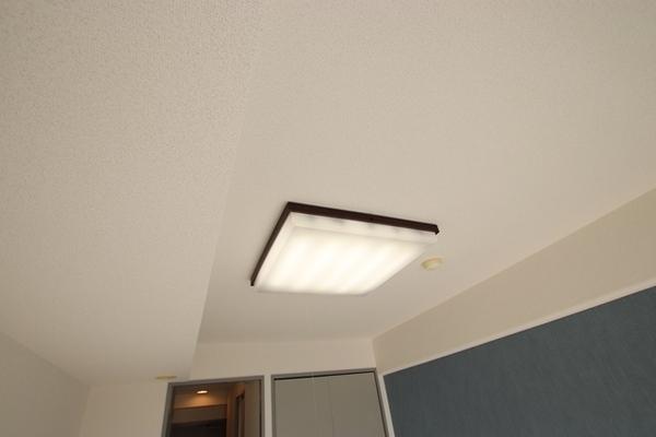 尼崎市富松町１丁目のマンション