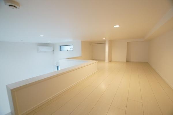 GLANTERIOR出屋敷
