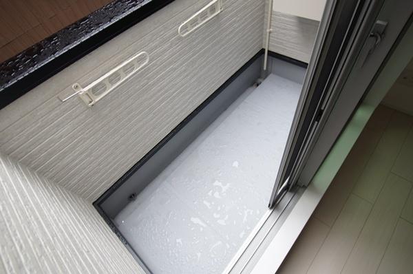 GLANTERIOR出屋敷