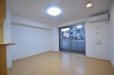 尼崎市田能３丁目のハイツ