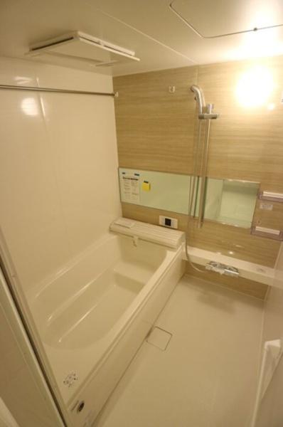尼崎市東園田町６丁目のアパート