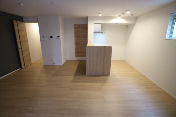 尼崎市東園田町６丁目のアパート