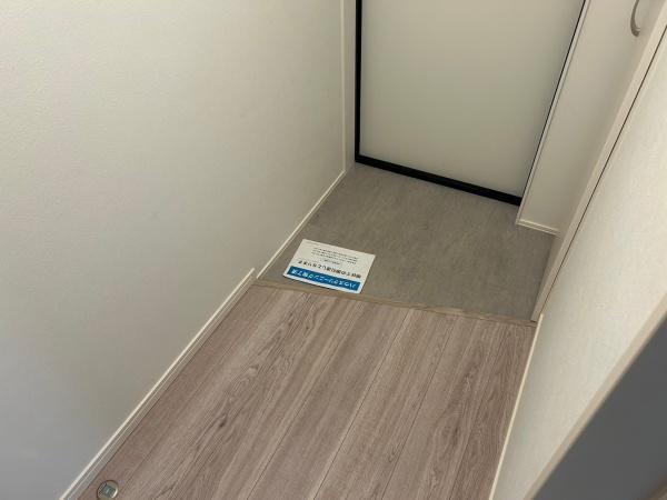 尼崎市中在家町３丁目のアパート