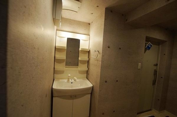尼崎市杭瀬北新町２丁目のマンション