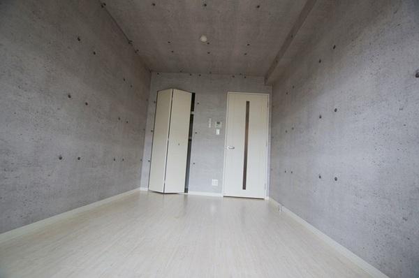 尼崎市杭瀬北新町２丁目のマンション
