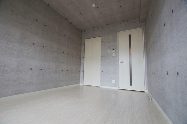 尼崎市杭瀬北新町２丁目のマンション