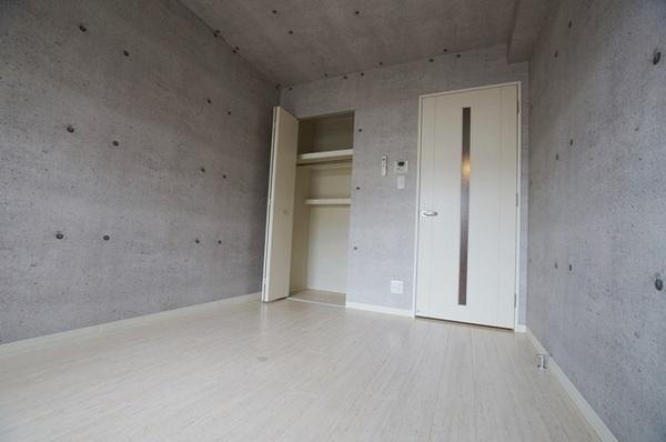 尼崎市杭瀬北新町２丁目のマンション