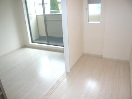 尼崎市南塚口町６丁目のマンション