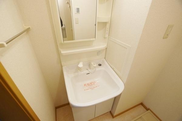 尼崎市東難波町５丁目のマンション