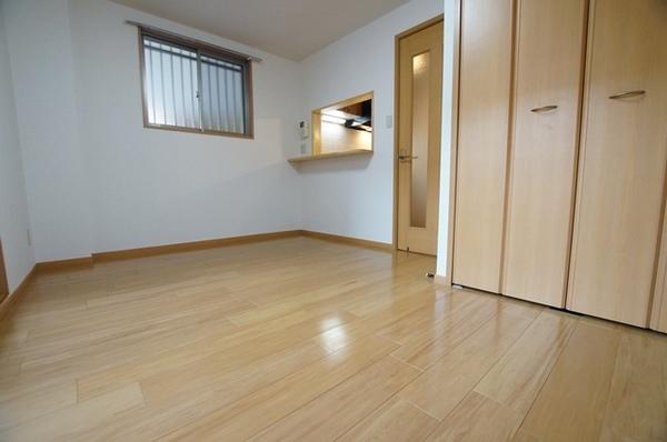 尼崎市東難波町５丁目のマンション