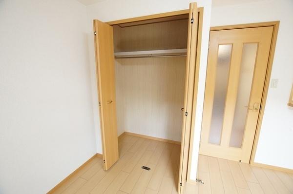 尼崎市東難波町５丁目のマンション