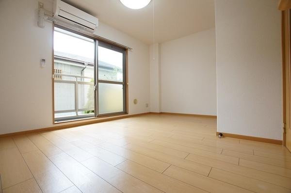 尼崎市東難波町５丁目のマンション