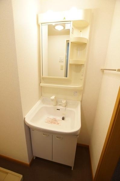 尼崎市東難波町５丁目のマンション